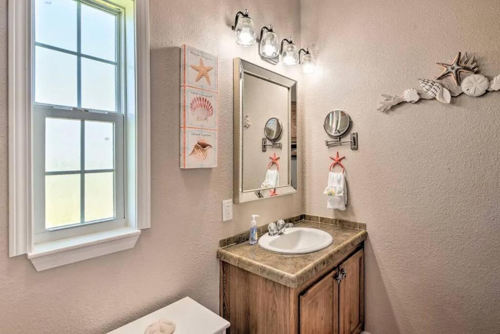 Coastal Heaven - Crystal Beach Relaxing Beach Home Bolivar Peninsula المظهر الخارجي الصورة