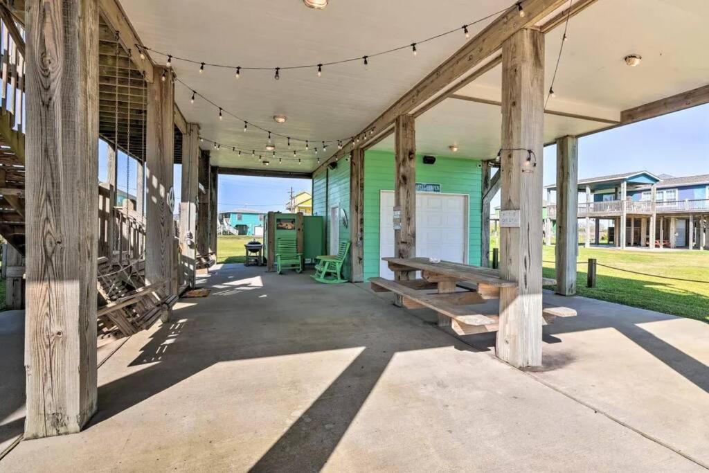 Coastal Heaven - Crystal Beach Relaxing Beach Home Bolivar Peninsula المظهر الخارجي الصورة