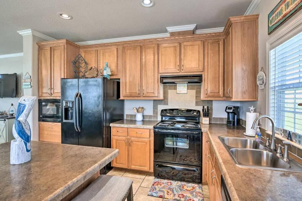 Coastal Heaven - Crystal Beach Relaxing Beach Home Bolivar Peninsula المظهر الخارجي الصورة